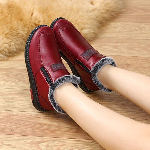 Faux leather ankle boots: comfort and security for every step