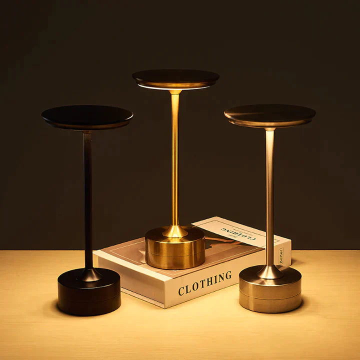 Trådlös LED-lampa med elegant och taktil design