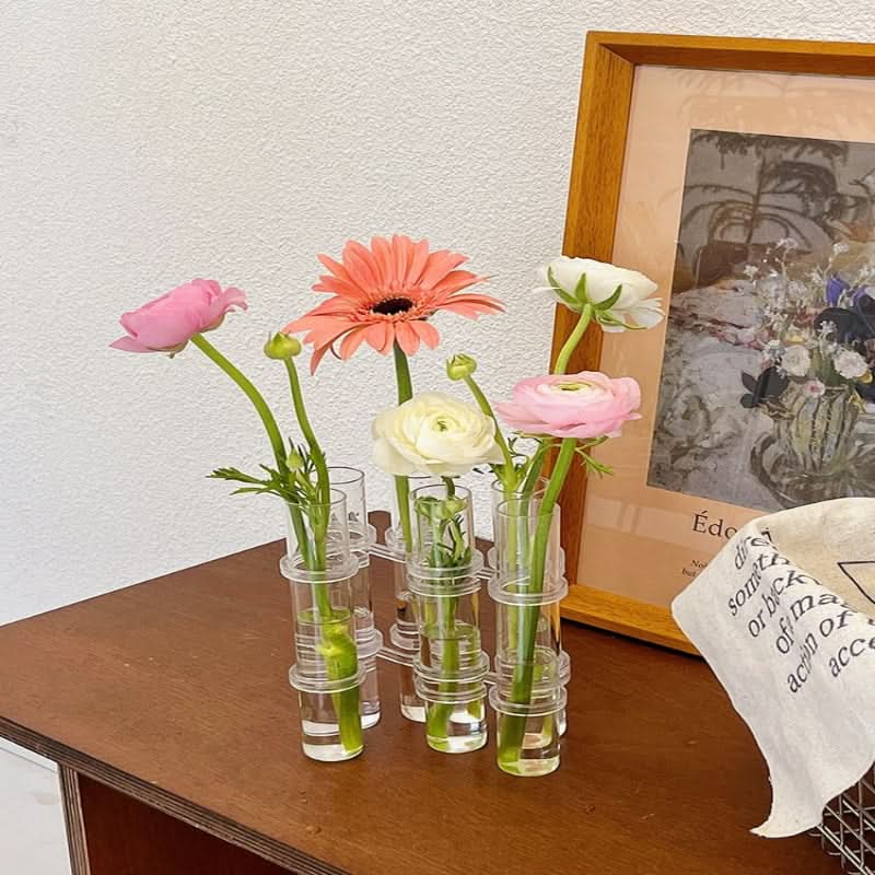 Elegant modular vase for creative floral arrangements 