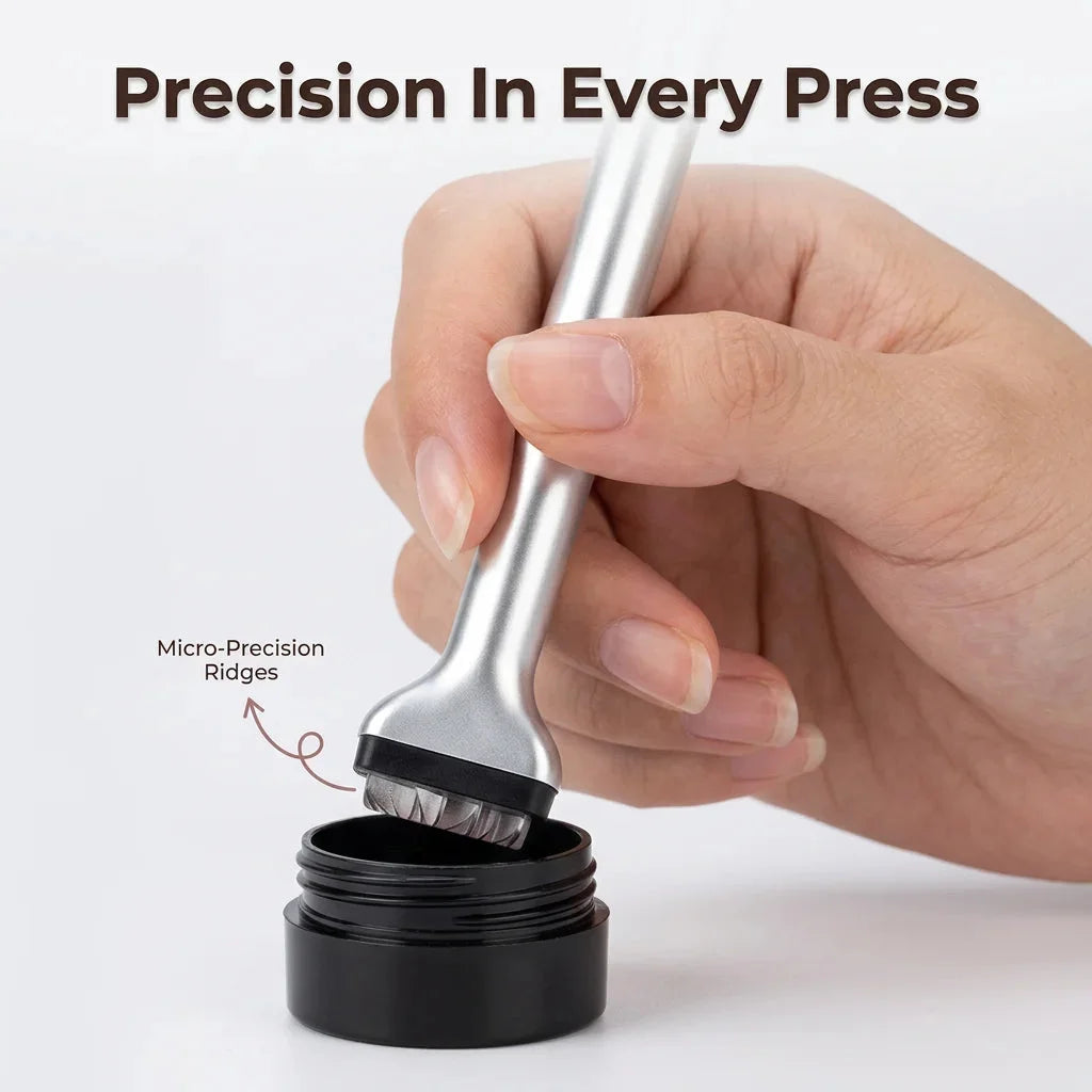 Symmetrischer Eyeliner-Stempel — Foto 3